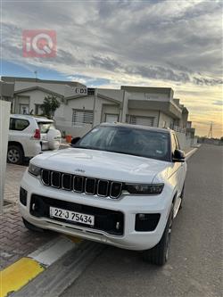 جیپ گراند شیرۆکی